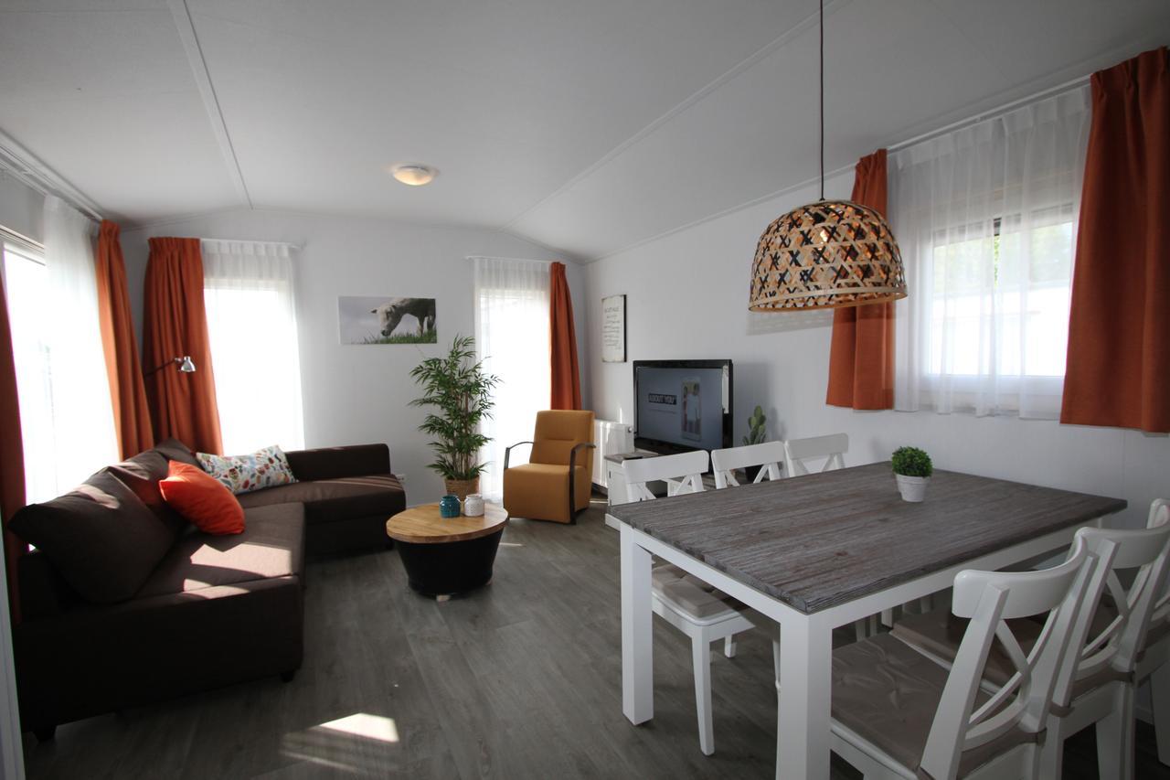 Ijsselmeer-Chalet Nr. 66 Molkwerum Zewnętrze zdjęcie