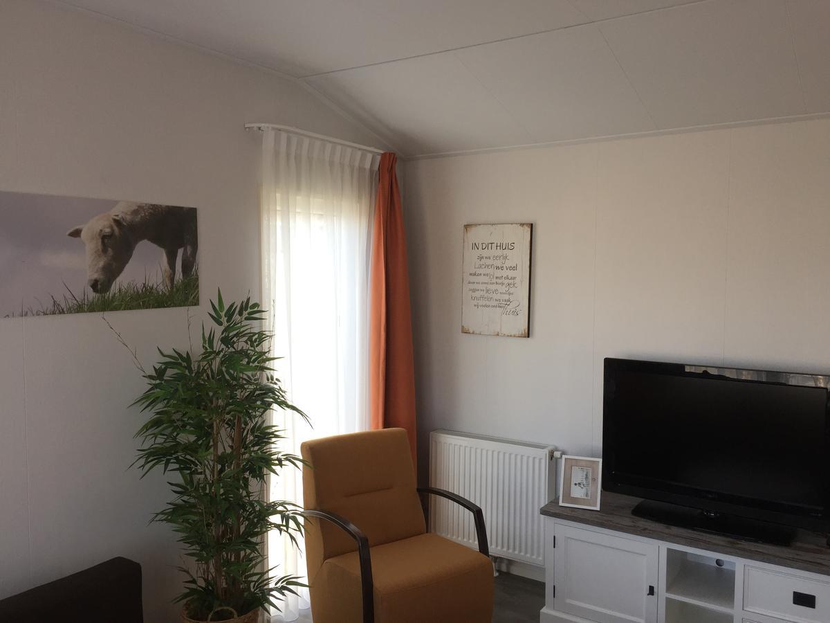 Ijsselmeer-Chalet Nr. 66 Molkwerum Zewnętrze zdjęcie